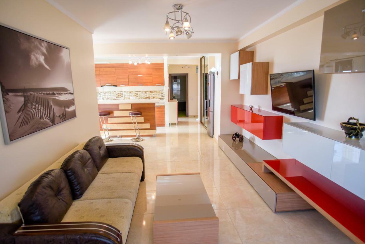 C&Y Zev Apartments Mamaia Dış mekan fotoğraf